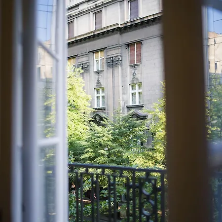 City Nest Modern & Cozy Suites Belgrade Exterior photo