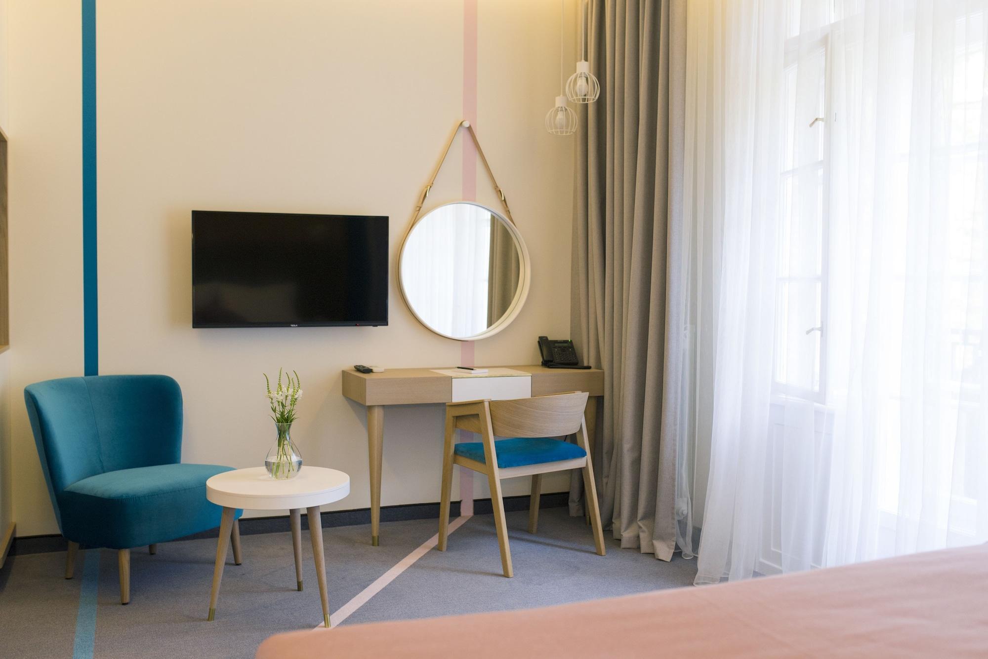 Nest Modern & Cozy