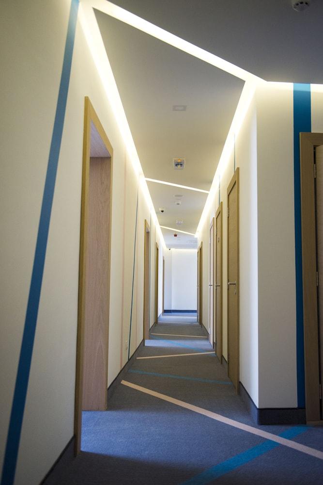 Nest Modern & Cozy 4*
